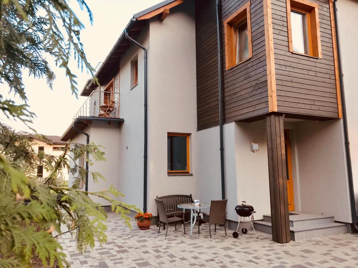 Family Apartment 100M From The Beach Jurmala Exterior photo